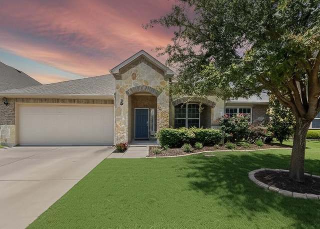 Property at 8005 Ponwar Dr, Fort Worth, TX 76131, 4 beds, 2.5 baths