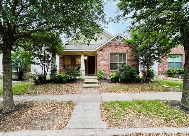 Property at 932 King George Ln, Savannah, TX 76227, 3 beds, 2 baths