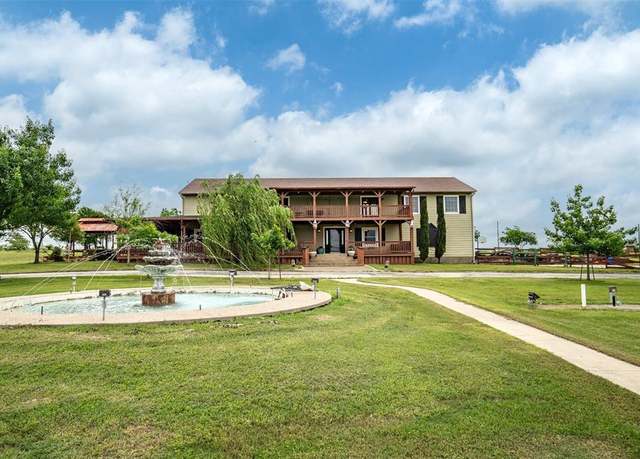 Property at 189 Nautilus Ct, Decatur, TX 76234, 4 beds, 3.5 baths