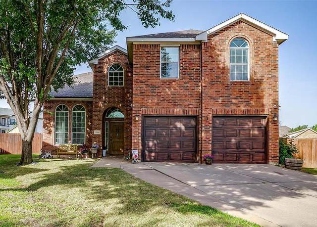 Property at 11645 Maddie Ave, Fort Worth, TX 76244, 4 beds, 2.5 baths