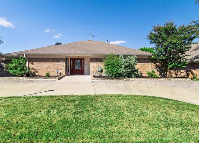 Property at 2817 Fountain Head Dr, Plano, TX 75023, 3 beds, 2.5 baths