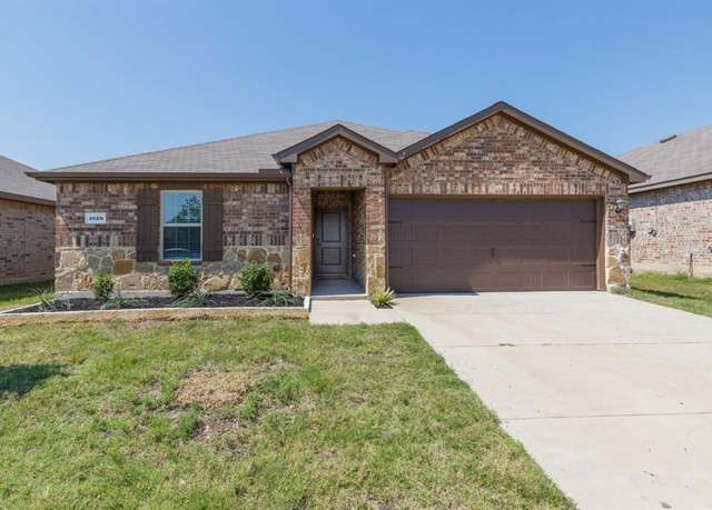 Property at 1029 Bedias Rd, Forney, TX 75126, 3 beds, 2 baths