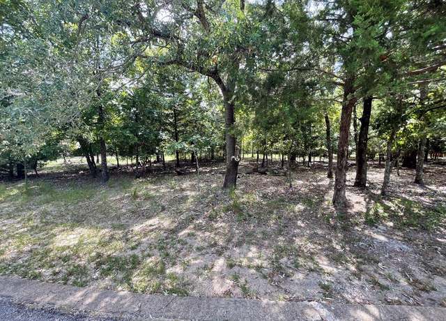 Property at 450 Chelsea Ct, Athens, TX 75752