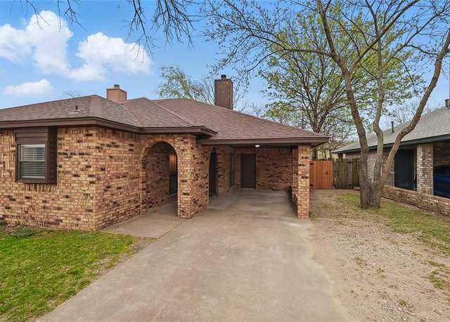 Property at 1752 Dynasty Dr, Glenn Heights, TX 75154, 2 beds, 2 baths