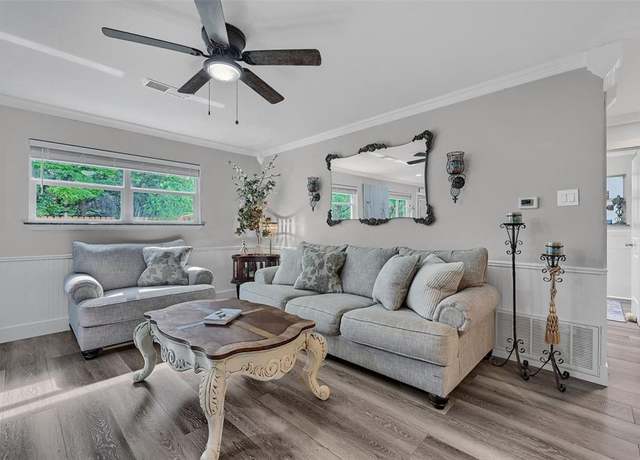 Property at 1210 Carla Dr, Denison, TX 75020, 3 beds, 2 baths