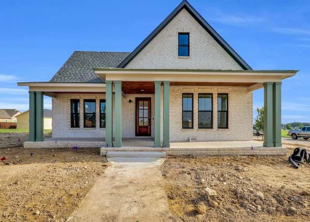 Property at 413 Dylan Way, Midlothian, TX 76065, 3 beds, 2.5 baths