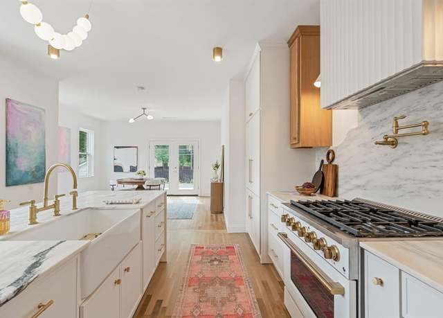 Property at 6926 Lindsley Ave, Dallas, TX 75223, 3 beds, 2 baths