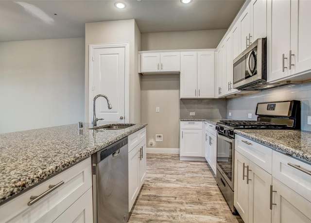 Property at 4140 Kearsage Dr, Frisco, TX 75034, 3 beds, 3.5 baths
