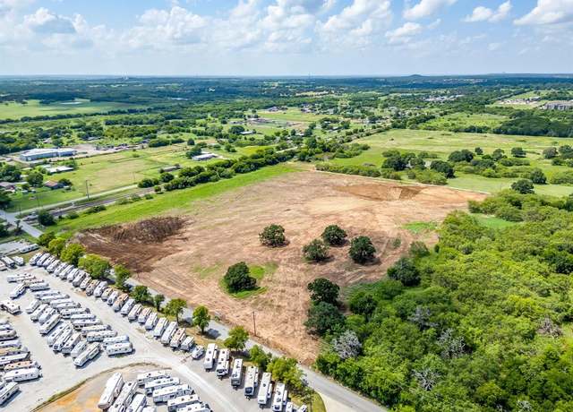 Property at 200 W Indian Hills Rd, Joshua, TX 76058