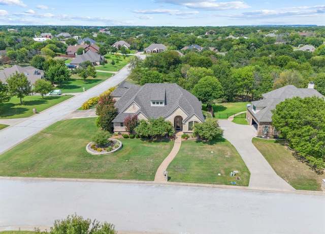 Property at 232 Copperwood Dr, Lakeside, TX 76108, 4 beds, 3 baths