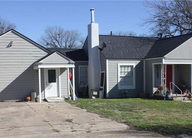 Property at 1026 Highland Dr, Gatesville, TX 76528, 4 beds, 2 baths