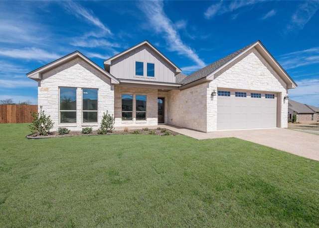Property at 1601 Fabian Dr, Waco, TX 76712, 4 beds, 3 baths
