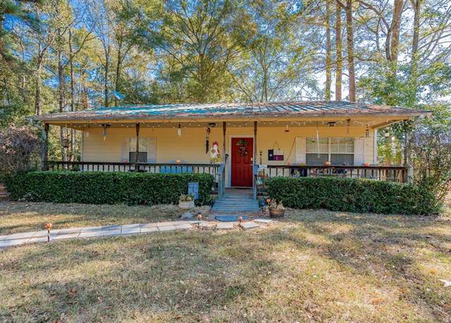 Property at 16650 County Road 3215, Winona, TX 75792, 2 beds, 2 baths