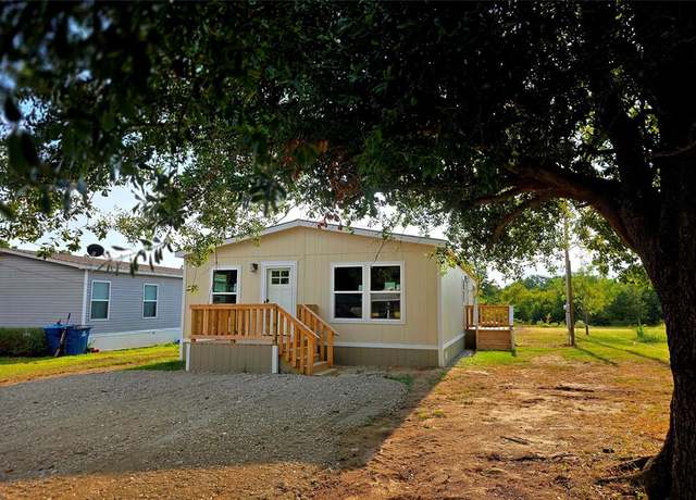 Property at 107 Callie Ln, Gun Barrel City, TX 75156, 3 beds, 2 baths