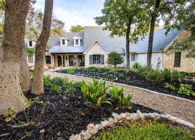 Property at 3606 Blagg Rd, Denton, TX 76208, 3 beds, 4 baths