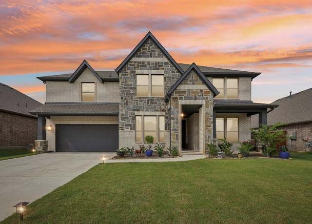 Property at 3004 Emerald Trace Dr, Denton, TX 76226, 4 beds, 3.5 baths