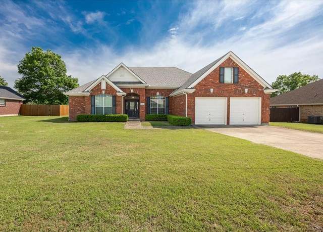 Property at 265 Old Spanish Trl, Valley View, TX 76272, 4 beds, 3 baths