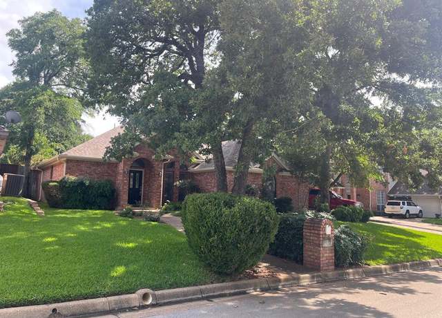 Property at 3406 Blue Forest Dr, Arlington, TX 76001, 3 beds, 3 baths