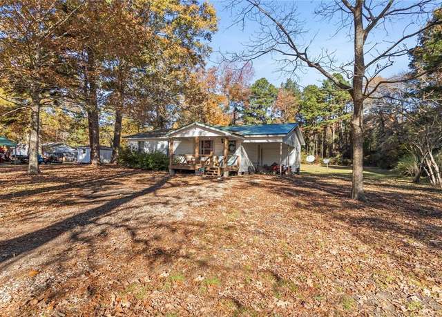 Property at 1054 Frontage Rd, Minden, LA 71055, 3 beds, 2 baths