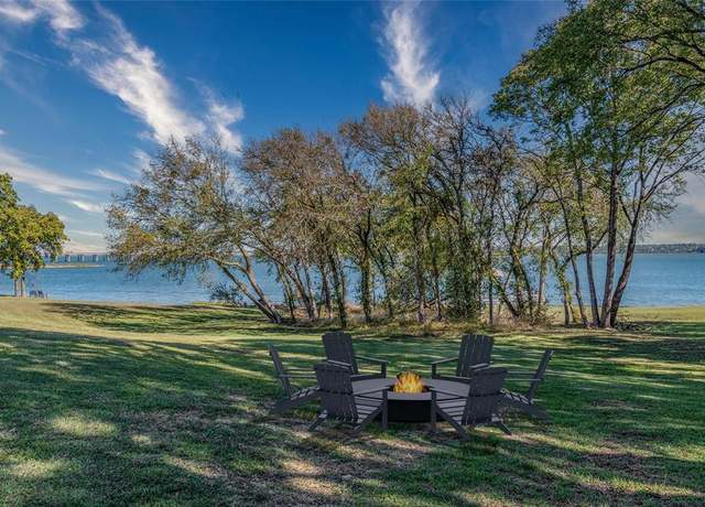 Property at 9901 Township Ln, Rowlett, TX 75087, 5 beds, 3 baths