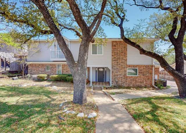 Property at 8536 Lake Country Dr, Fort Worth, TX 76179, 3 beds, 2.5 baths