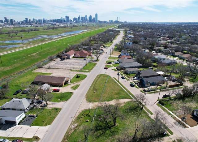 Property at 1902 Canada Dr, Dallas, TX 75212
