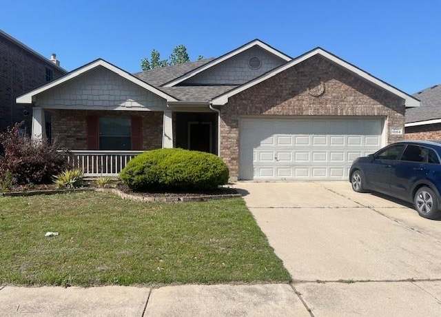 Property at 1084 Appaloosa Cir, Fort Worth, TX 76179, 3 beds, 2 baths
