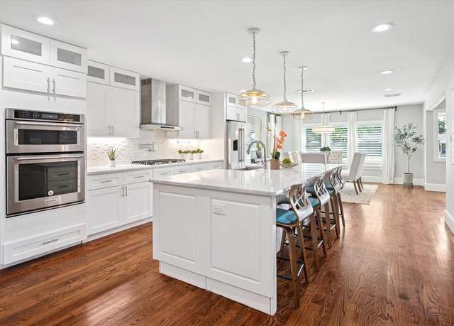 Property at 6100 Town Hill Ln, Dallas, TX 75214, 4 beds, 4 baths