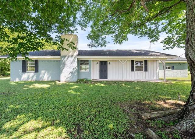 Property at 809 S Kerr St, Blooming Grove, TX 76626, 3 beds, 2 baths