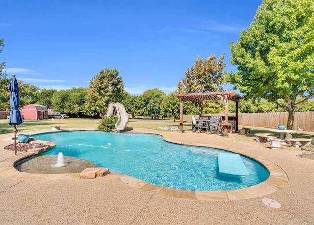 Property at 4421 Teresa Trl, Midlothian, TX 76065, 4 beds, 2 baths