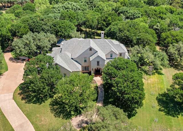 Property at 565 Lost Hunters Cyn, China Spring, TX 76633, 5 beds, 4.5 baths