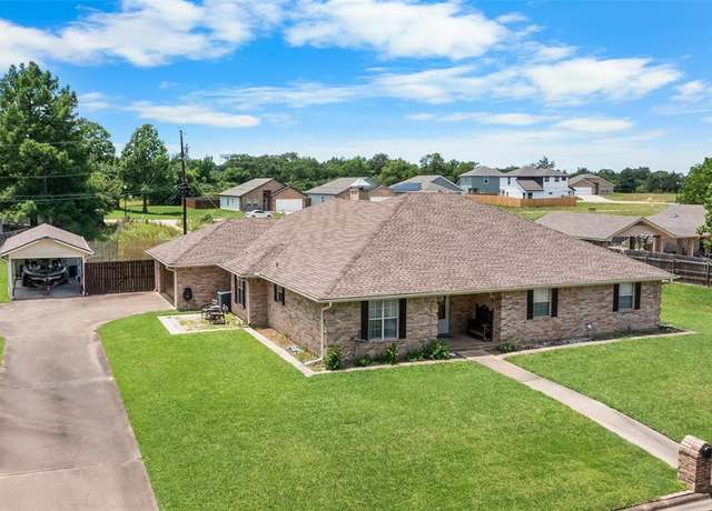 Property at 203 Marianne, Sulphur Springs, TX 75482, 5 beds, 3 baths