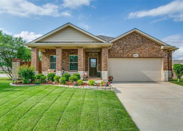 Property at 5901 Glenwood Dr, Denton, TX 76208, 3 beds, 2 baths