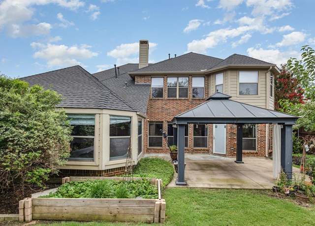 Property at 341 Greenfield Dr, Murphy, TX 75094, 5 beds, 4 baths