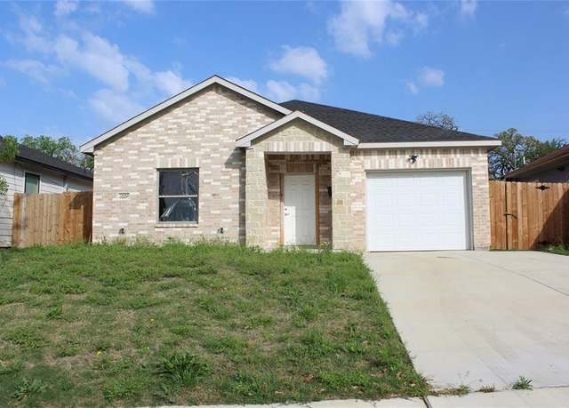 Property at 1609 Pine St, Dallas, TX 75215, 3 beds, 2 baths