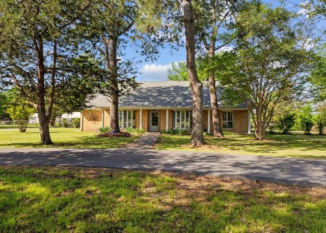 Property at 16573 County Road 248, Terrell, TX 75160, 4 beds, 2 baths