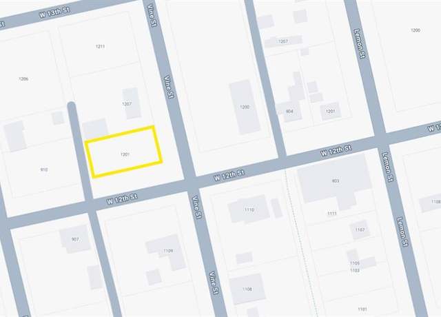 Property at 1201 Vine St, Sweetwater, TX 79556