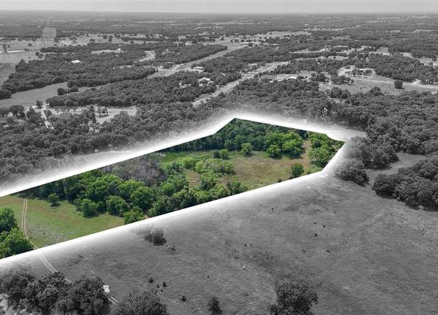 Property at 130 Banjo Ct, Alvord, TX 76225