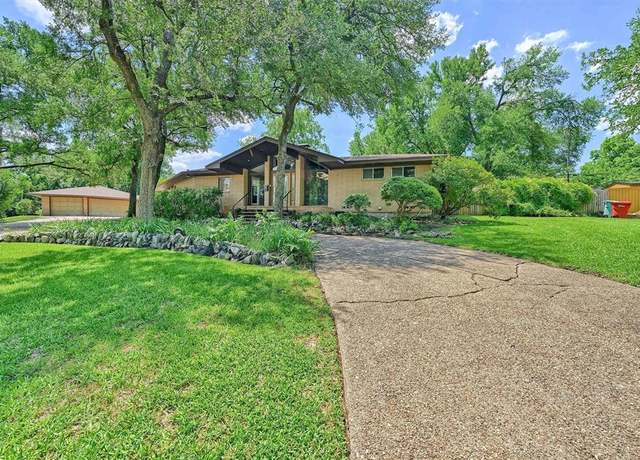 Property at 1201 Dundale Cir, Sherman, TX 75092, 2 beds, 3 baths