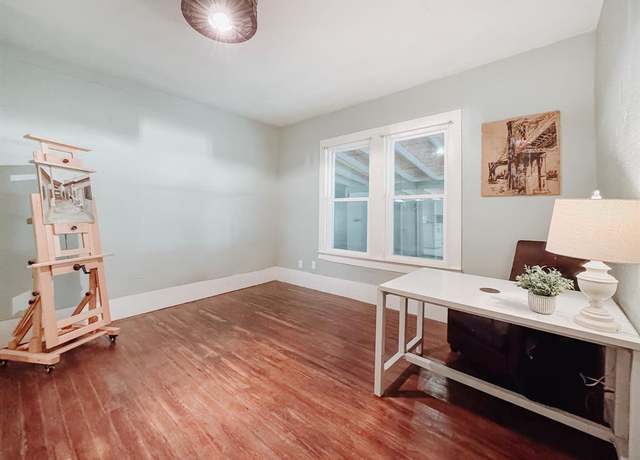 Property at 408 S Throckmorton Ave, Kerens, TX 75144, 2 beds, 1 bath