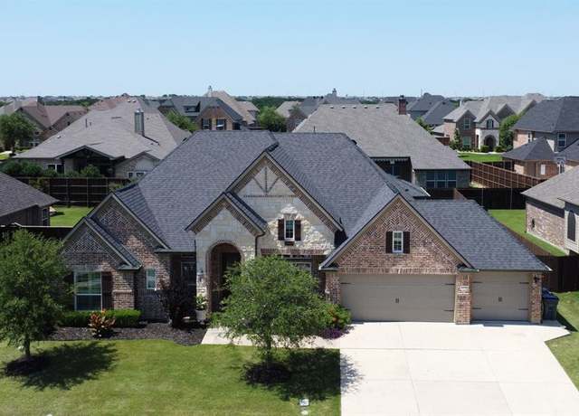 Property at 2209 Riviera Dr, Little Elm, TX 75068, 4 beds, 3 baths