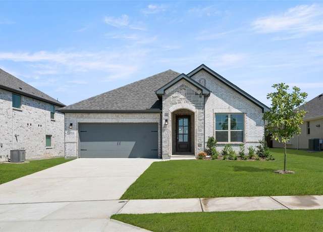 Property at 6904 Deadwood Trl, Fort Worth, TX 76123, 4 beds, 2 baths