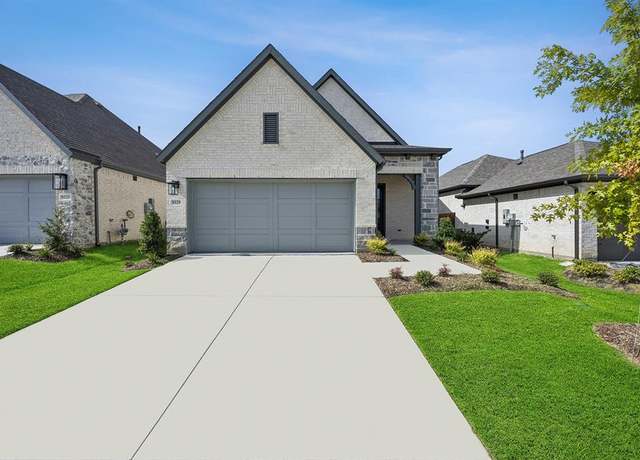 Property at 9329 Winding Creek Dr, Little Elm, TX 75068, 4 beds, 3.5 baths