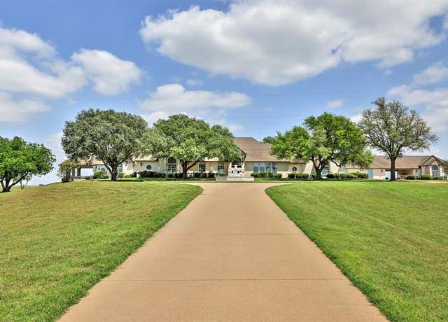 Property at 2005 Lakeshore Dr, Cleburne, TX 76033, 4 beds, 6 baths