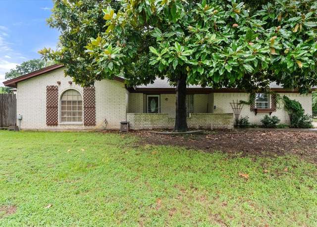 Property at 2008 Valley Dr, Crowley, TX 76036, 3 beds, 1 bath