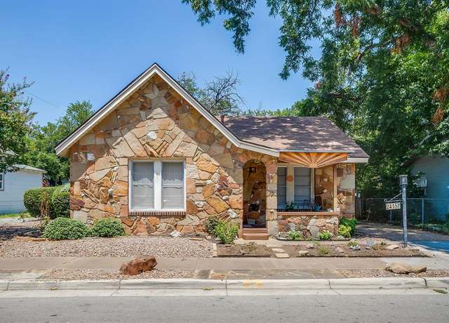 Property at 2415 Embrey Pl, Fort Worth, TX 76111, 2 beds, 1 bath