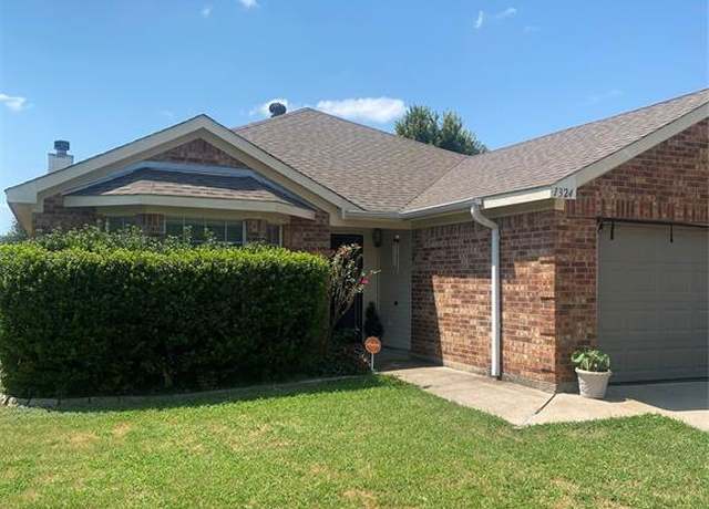 Property at 1324 Sierra Blanca Dr, Fort Worth, TX 76028, 3 beds, 2 baths