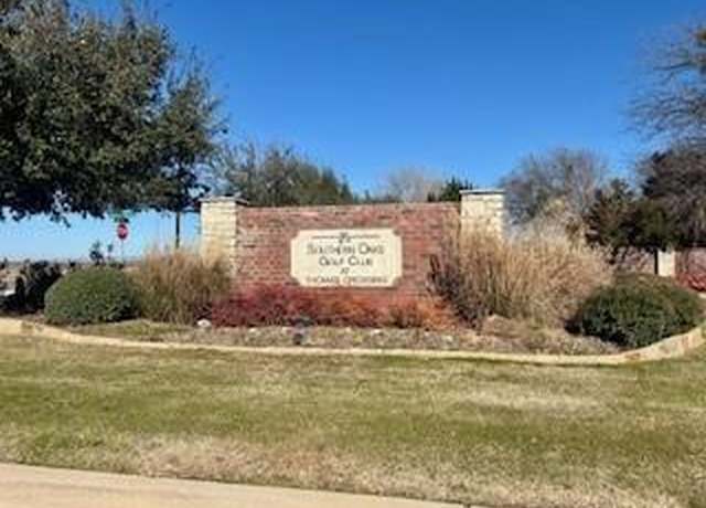 Property at 1221 Southern Oaks Ct, Fort Worth, TX 76028