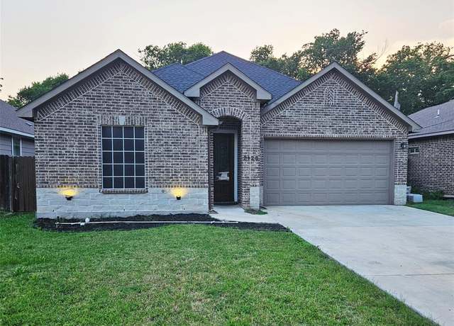 Property at 2120 RW Bivens Ln, Fort Worth, TX 76105, 3 beds, 2 baths