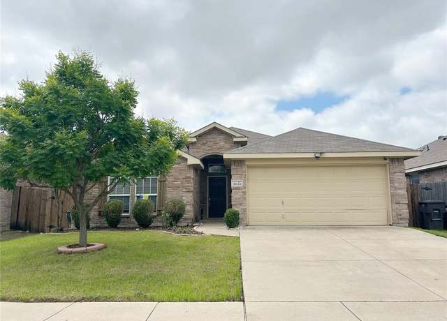 Property at 2041 Matador Ranch Rd, Fort Worth, TX 76134, 3 beds, 2 baths